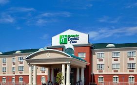 Holiday Inn Express & Suites Hinton